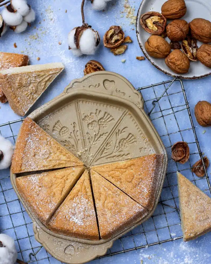 Shortbread Molds: Where to Buy and How to Use Them!