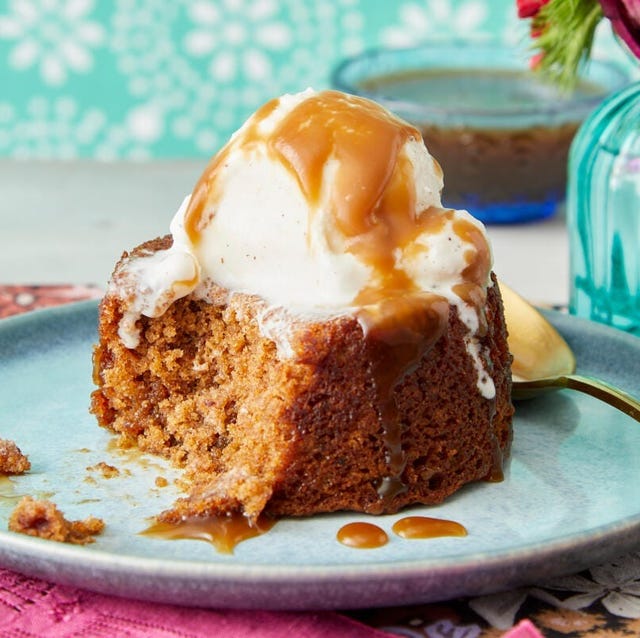 What are the best winter baking recipes? Try these five easy and cozy treats for cold days!