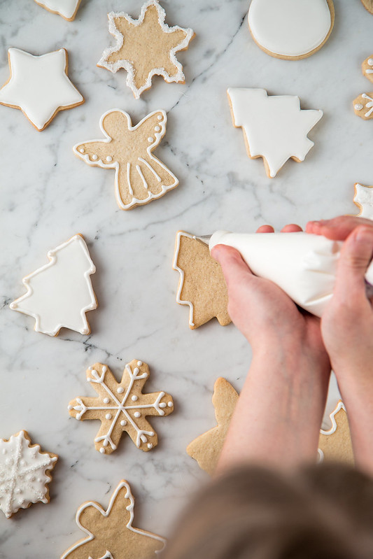 How to fill cookie decorating piping bags without mess? Learn this easy technique fast!
