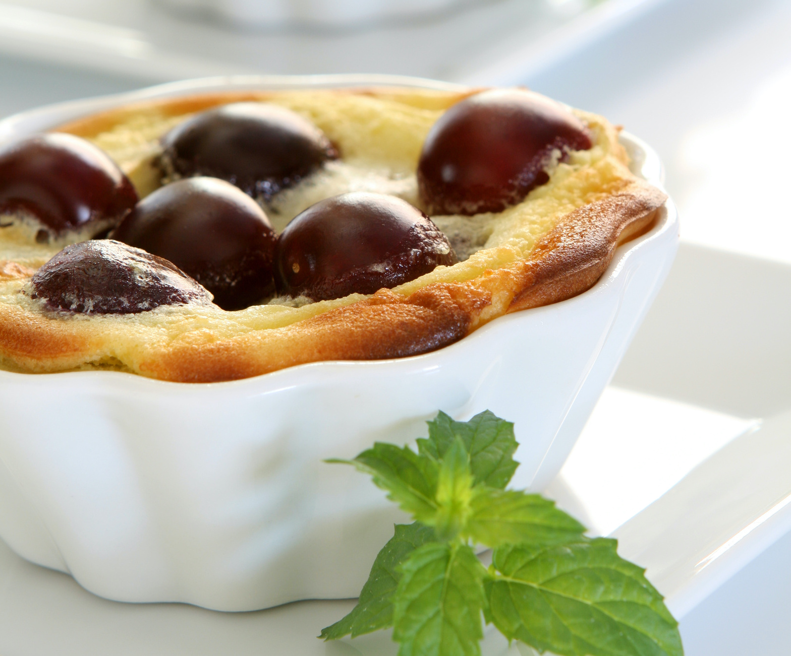 How do you use amarena cherries in syrup? This amarena cherries in syrup baking recipe is perfect!
