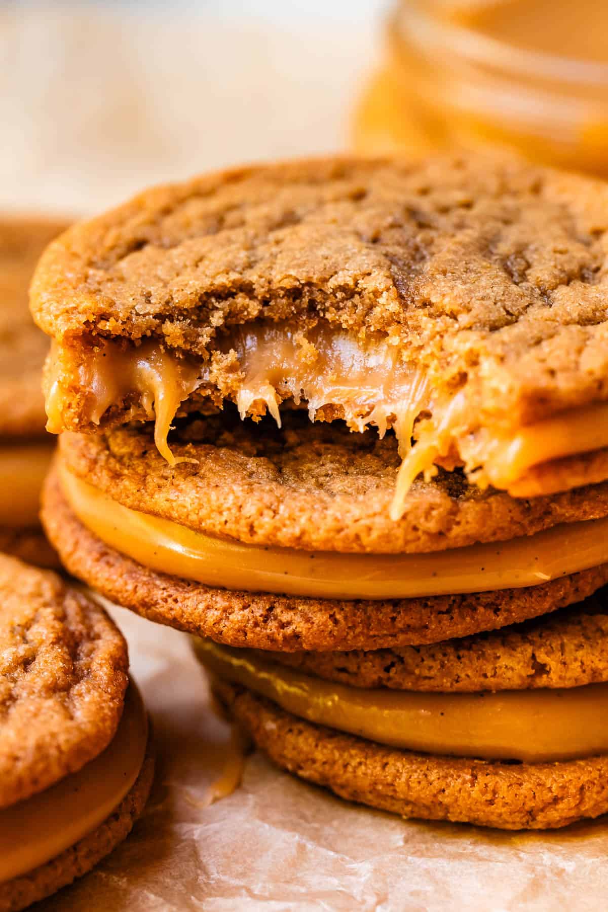 What are caramel sandwich cookies? Heres a simple recipe