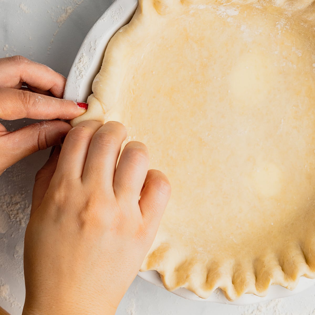 This is the best pie crust using lard for beginners, incredibly easy and so delicious.