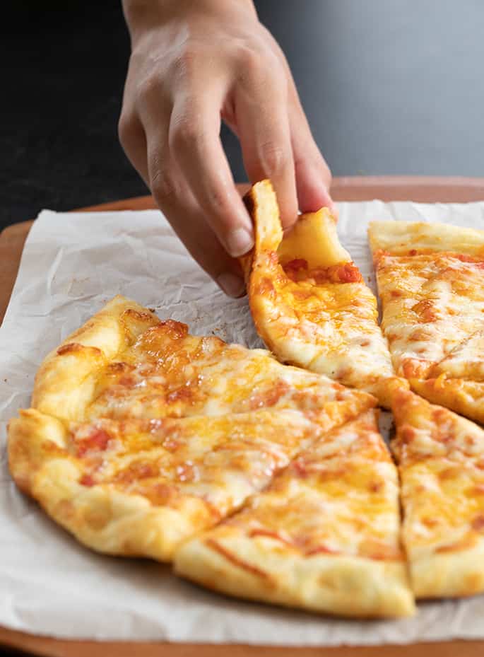 Why use high gluten flour pizza dough? Get that perfect chewy crust easily!
