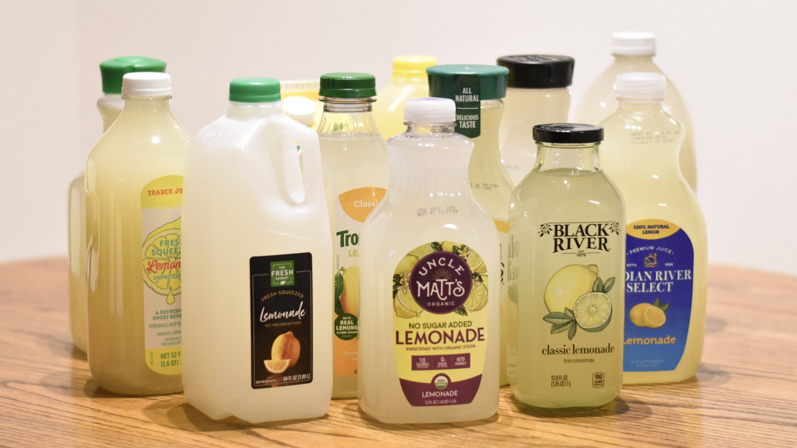 Comparing different brands of lemon juice? See our list of the top rated ones for quality and flavor.