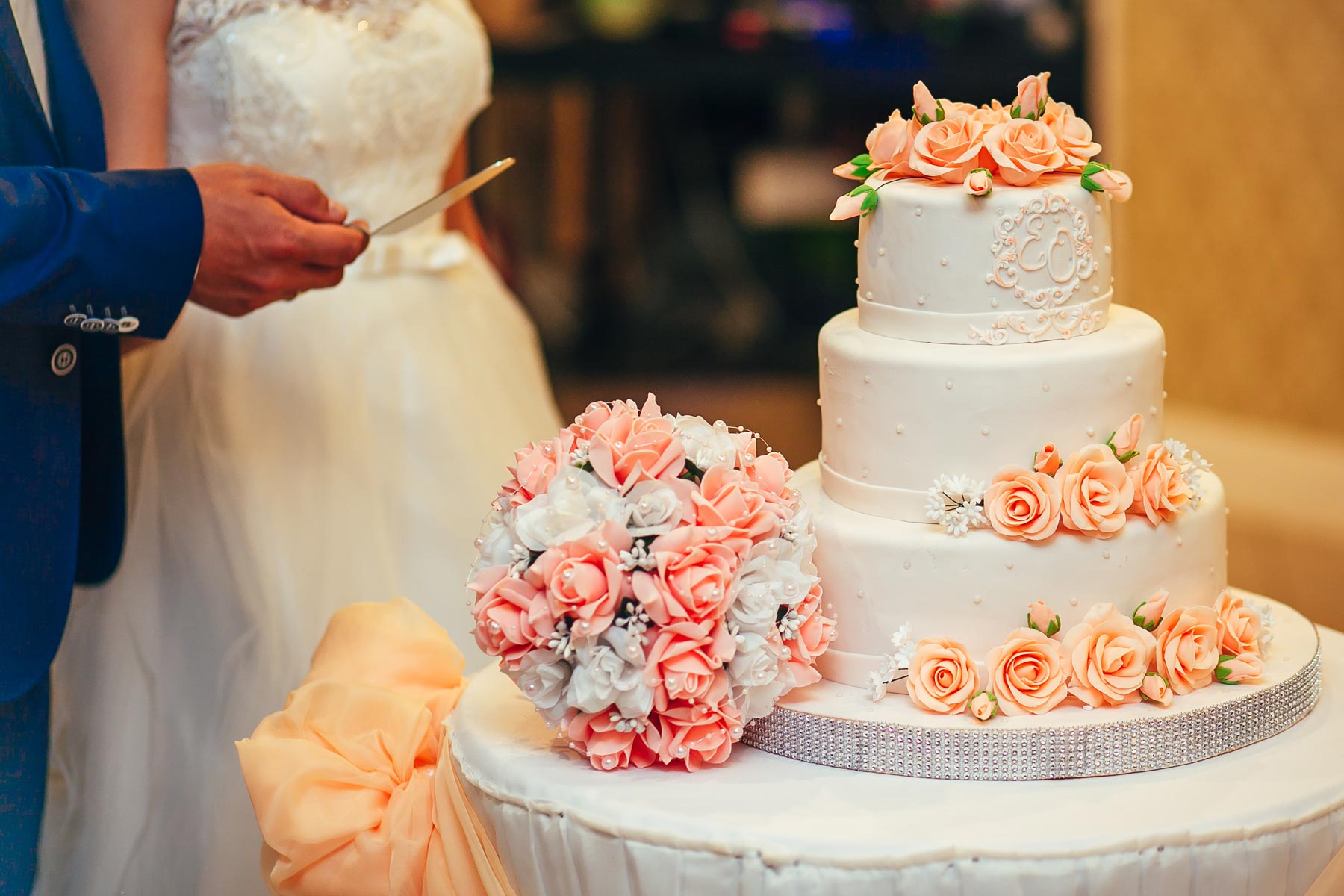 How much does a matcha wedding cake usually cost? Get average prices and helpful budget tips.