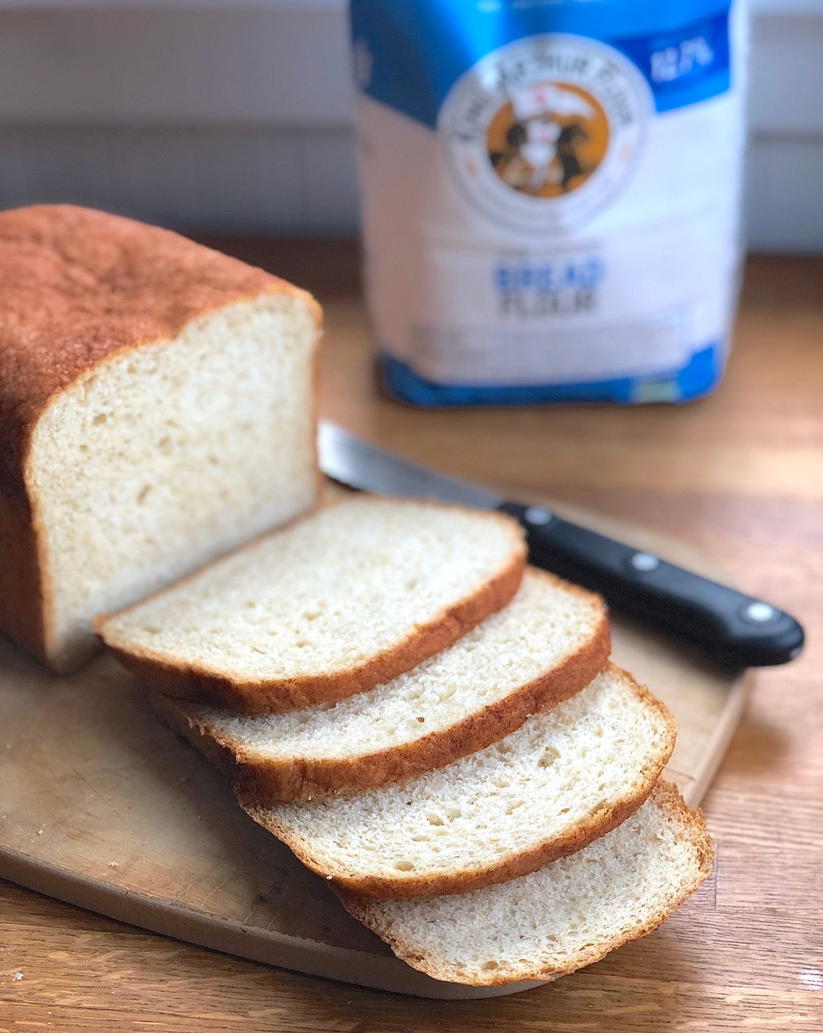 How to bake King Arthur back of the bag oatmeal bread? Follow these simple steps for a tasty loaf.